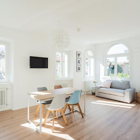 Lovely Corner In The Heart Of The Lake By Rent All Como Exterior foto